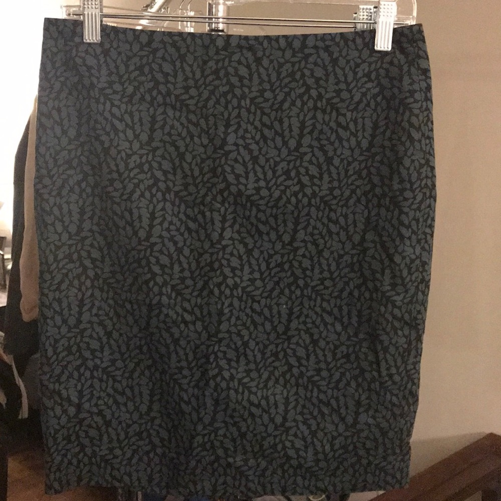 Black and Green Floral Pencil Skirt